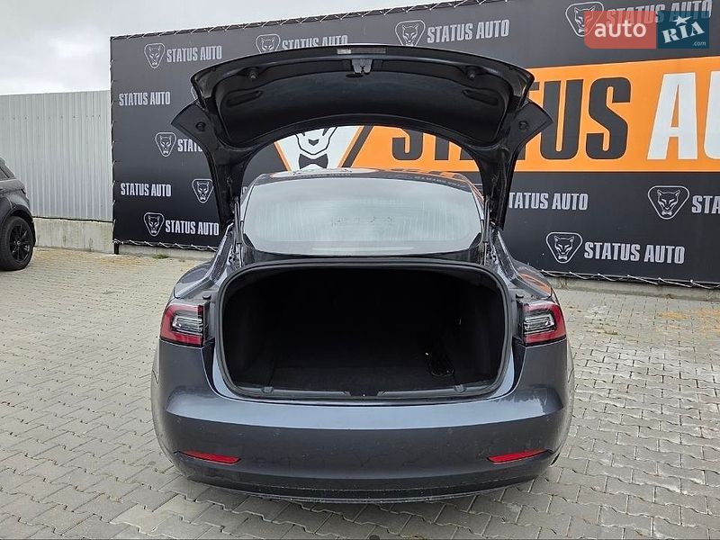 Седан Tesla Model 3 2019 в Хмельницком