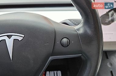 Седан Tesla Model 3 2019 в Хмельницком