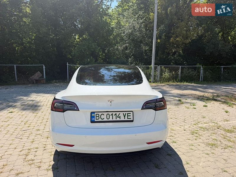 Седан Tesla Model 3 2021 в Черновцах фото 12 Седан Tesla Model 3 2021 в Черновцах
