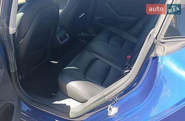 Седан Tesla Model 3 2022 в Луцьку