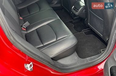 Седан Tesla Model 3 2022 в Киеве