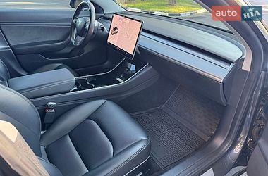 Седан Tesla Model 3 2019 в Харькове