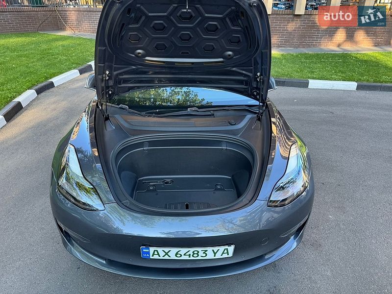 Седан Tesla Model 3 2019 в Харькове