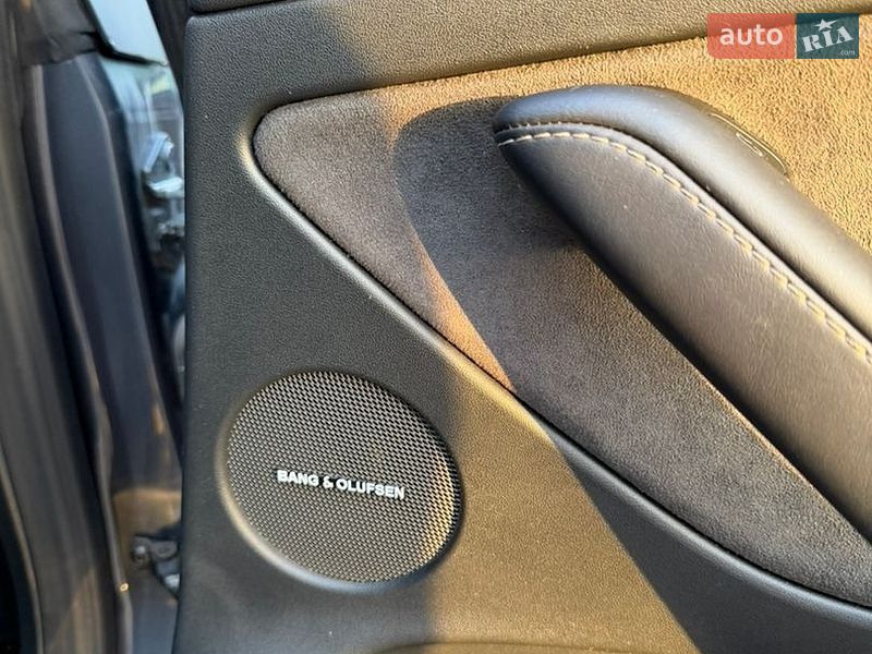 Седан Tesla Model 3 2023 в Львові