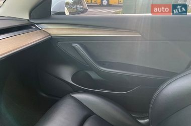 Седан Tesla Model 3 2022 в Києві