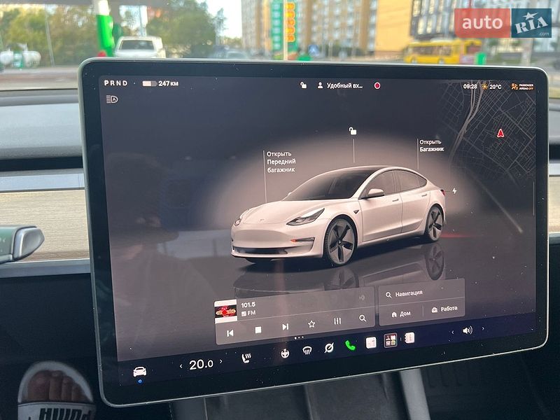 Седан Tesla Model 3 2022 в Києві