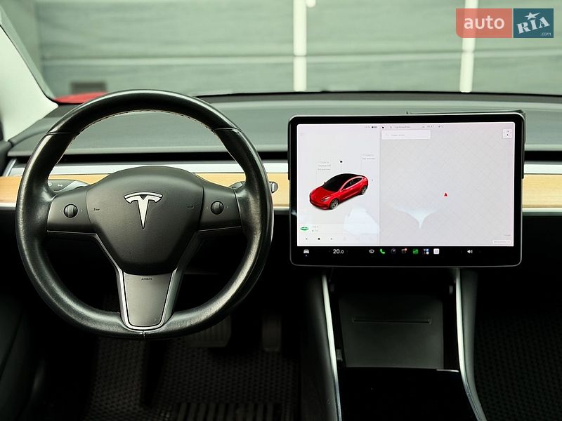Седан Tesla Model 3 2019 в Києві