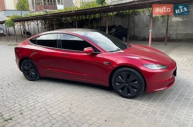 Седан Tesla Model 3 2025 в Одесі