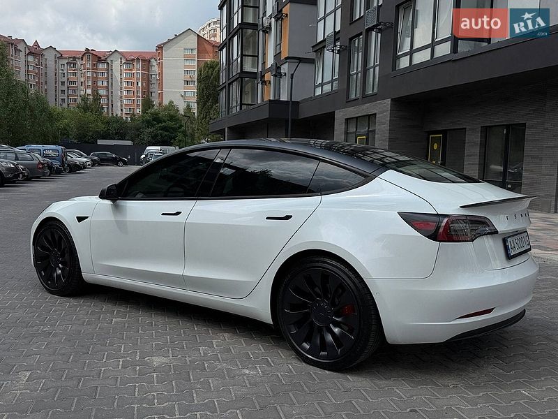 Tesla Model 3 2021