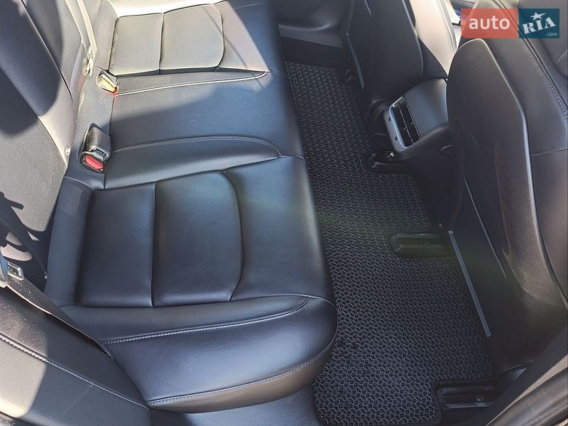 Седан Tesla Model 3 2018 в Львове фото 11 Седан Tesla Model 3 2018 в Львове