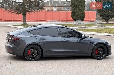 Седан Tesla Model 3 2018 в Львове