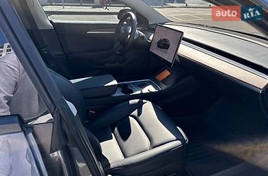 Седан Tesla Model 3 2023 в Киеве