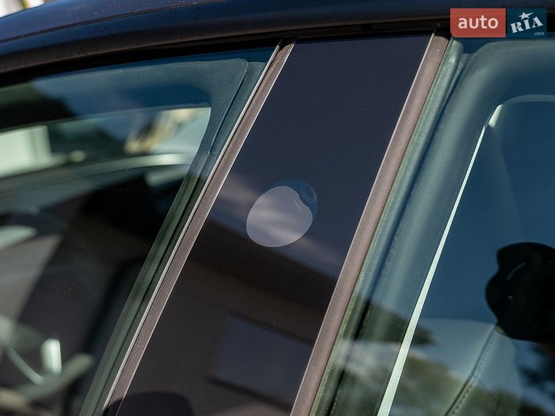 Седан Tesla Model 3 2025 в Ивано-Франковске