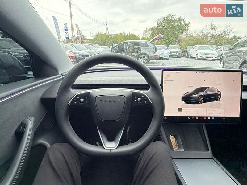 Седан Tesla Model 3 2025 в Стрые