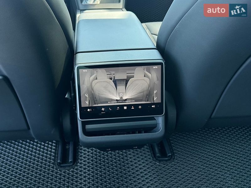 Седан Tesla Model 3 2024 в Івано-Франківську фото 29 Седан Tesla Model 3 2024 в Івано-Франківську
