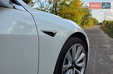 Седан Tesla Model 3 2019 в Ковеле