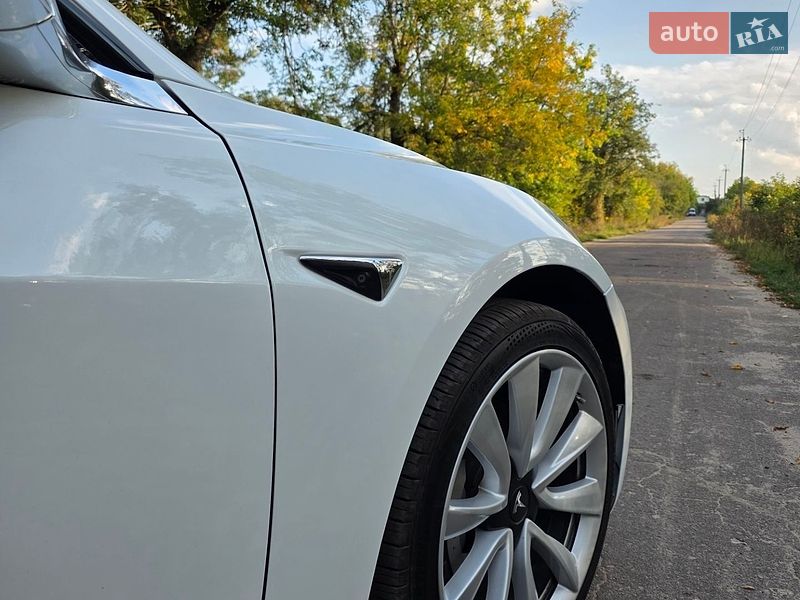 Седан Tesla Model 3 2019 в Ковеле