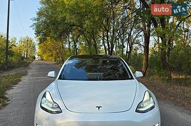 Седан Tesla Model 3 2019 в Ковеле