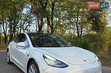 Седан Tesla Model 3 2019 в Ковеле