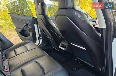 Седан Tesla Model 3 2019 в Ковелі