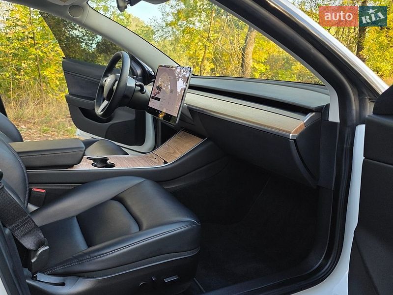Седан Tesla Model 3 2019 в Ковеле