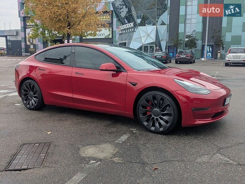 Седан Tesla Model 3 2023 в Києві фото 36 Седан Tesla Model 3 2023 в Києві