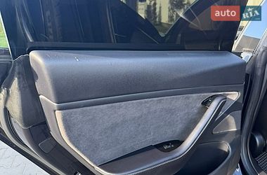 Седан Tesla Model 3 2018 в Ужгороді