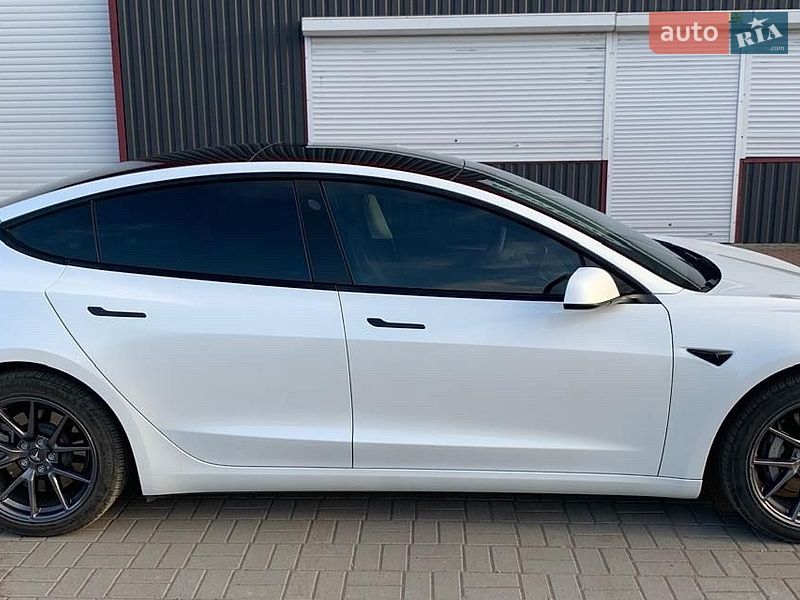 Седан Tesla Model 3 2021 в Коростене фото 6 Седан Tesla Model 3 2021 в Коростене