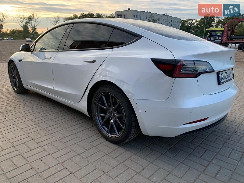Седан Tesla Model 3 2021 в Коростене фото 8 Седан Tesla Model 3 2021 в Коростене