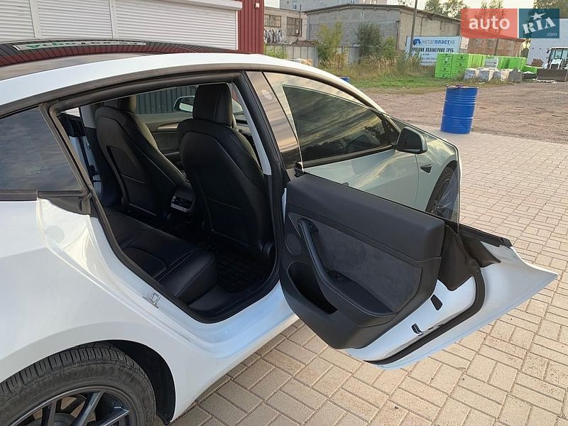 Седан Tesla Model 3 2021 в Коростене фото 21 Седан Tesla Model 3 2021 в Коростене