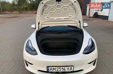 Седан Tesla Model 3 2021 в Коростене фото 16 Седан Tesla Model 3 2021 в Коростене