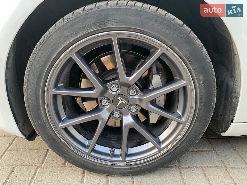 Седан Tesla Model 3 2021 в Коростене фото 34 Седан Tesla Model 3 2021 в Коростене