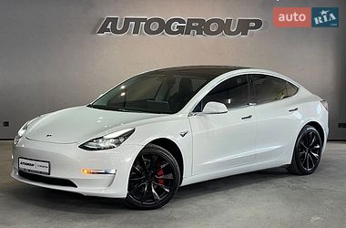 Седан Tesla Model 3 2020 в Одессе