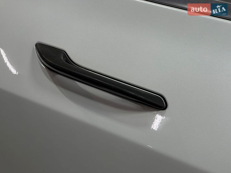 Седан Tesla Model 3 2020 в Одессе