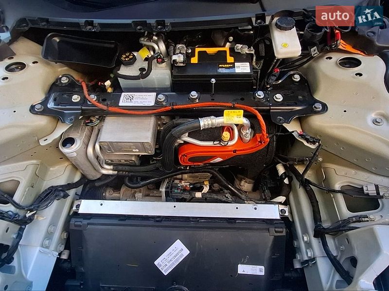 Седан Tesla Model 3 2021 в Харькове