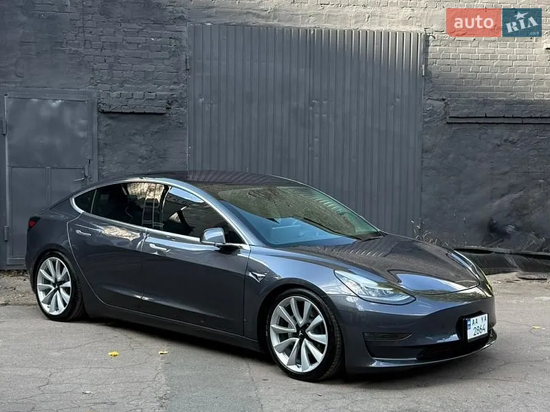 Tesla Model 3