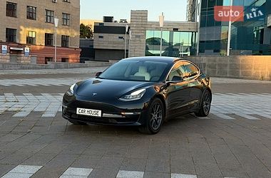 Седан Tesla Model 3 2018 в Харкові