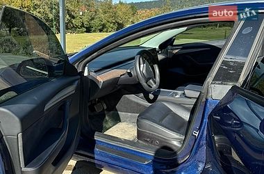 Седан Tesla Model 3 2023 в Сколе