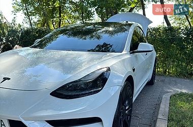 Седан Tesla Model 3 2021 в Киеве