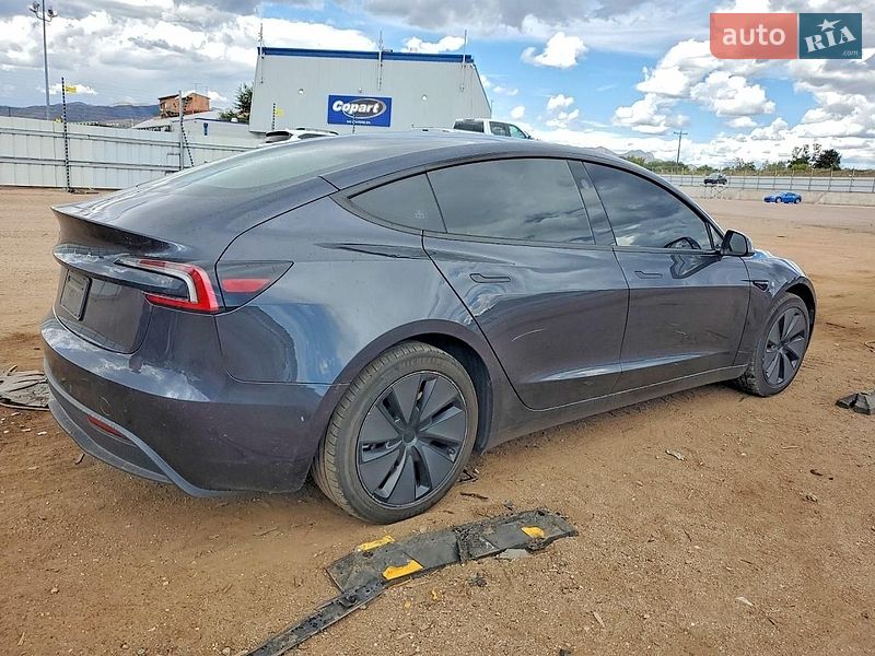 Седан Tesla Model 3 2025 в Львові фото 3 Седан Tesla Model 3 2025 в Львові