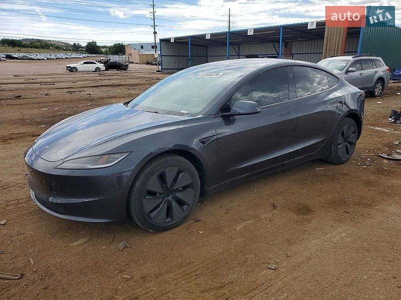 Седан Tesla Model 3 2025 в Львові фото Седан Tesla Model 3 2025 в Львові