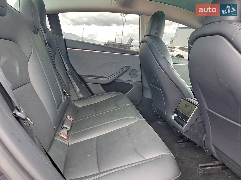 Седан Tesla Model 3 2025 в Львові фото 10 Седан Tesla Model 3 2025 в Львові