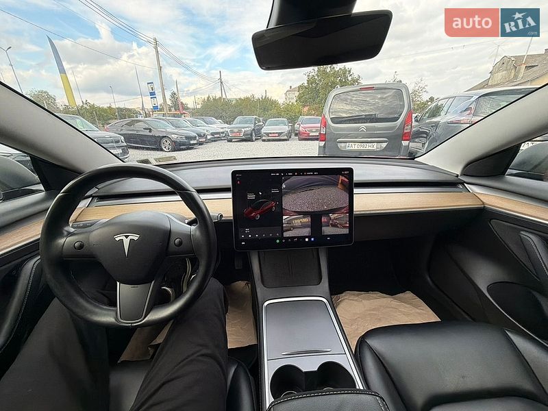 Седан Tesla Model 3 2021 в Стрые фото 29 Седан Tesla Model 3 2021 в Стрые