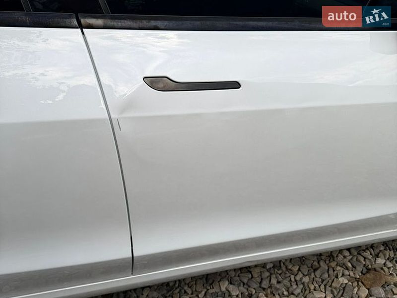 Седан Tesla Model 3 2021 в Чернівцях фото 5 Седан Tesla Model 3 2021 в Чернівцях