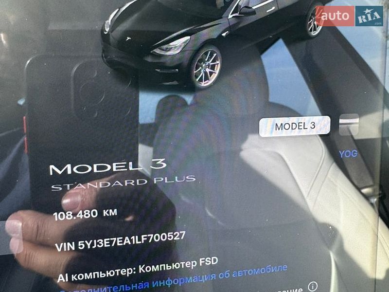 Седан Tesla Model 3 2020 в Львове