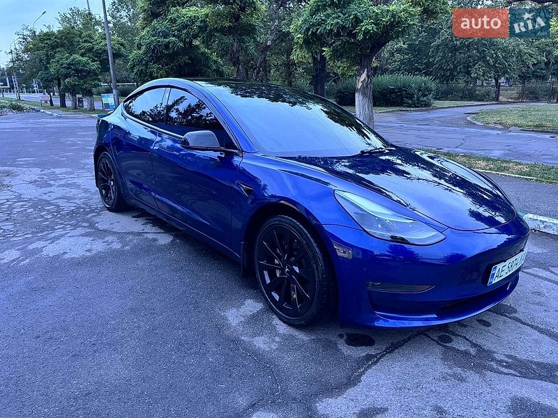 Седан Tesla Model 3 2022 в Днепре Седан Tesla Model 3 2022 в Днепре