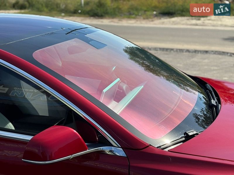 Седан Tesla Model 3 2019 в Нежине