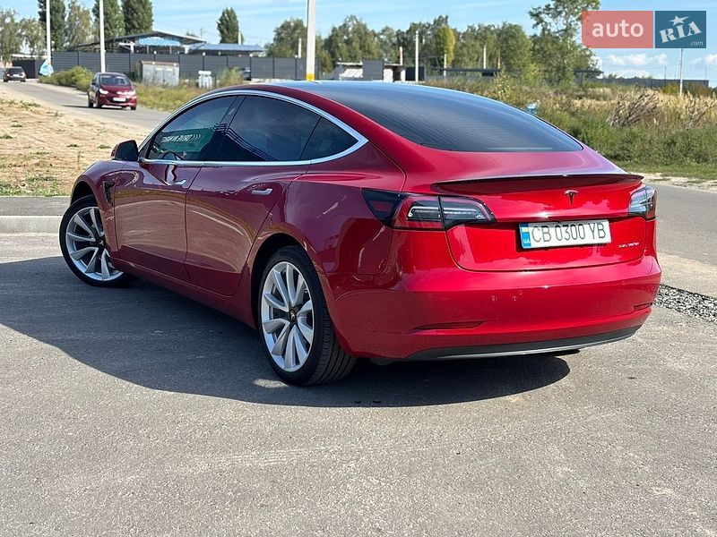 Седан Tesla Model 3 2019 в Нежине