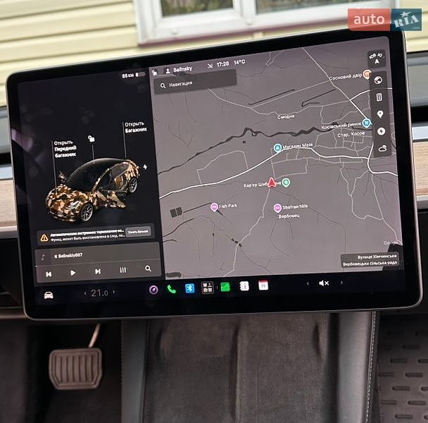 Седан Tesla Model 3 2021 в Косові