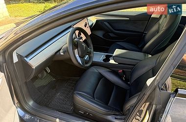 Седан Tesla Model 3 2022 в Бориславе
